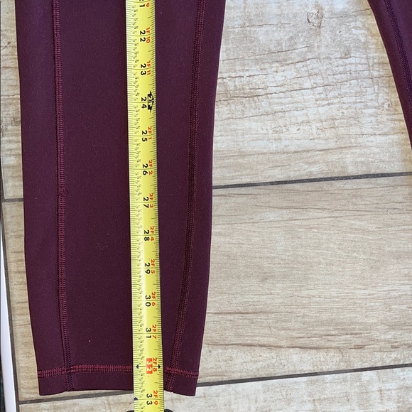 Lululemon High Rise Pocket Leggings Wine Red | Size 8 - Picture 6 of 7